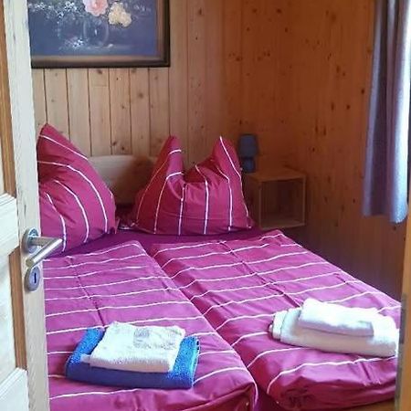 Bungalowvermietung Am Rheinsberger See エクステリア 写真